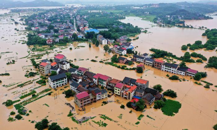 Heavy Rain Storms Cause Severe Flooding in Southern China
