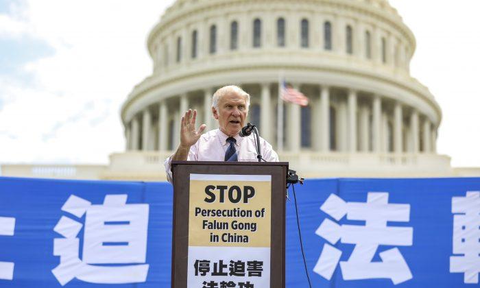 US Lawmakers Call for End to 20 Year Long Persecution of Falun Gong