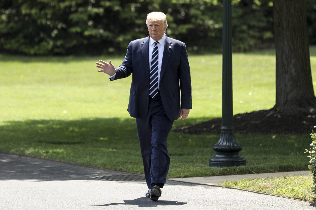 President Trump Shows up at New Jersey Wedding