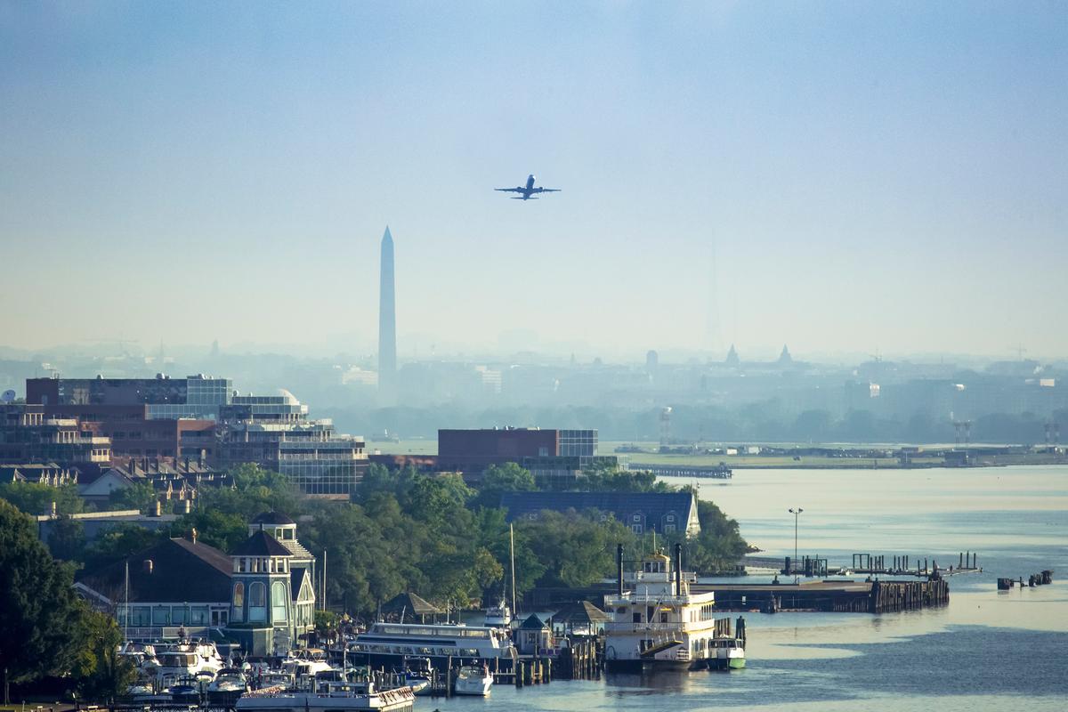 Alexandria, with the Washington Monument in the background. The city makes a good homebase to visit Washington. (K Summerer for Visit Alexandria)