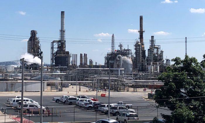 Philadelphia Energy Solutions Files for Bankruptcy After Refinery Fire