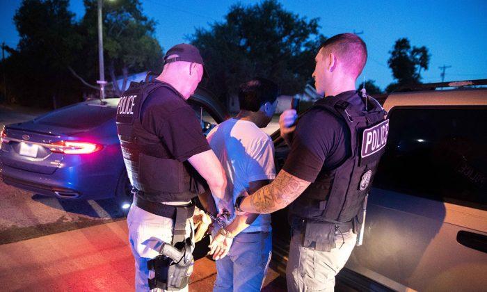 ICE Apprehends 934 Illegal Aliens in Raids, Delivers Inspection Notices to Check Hiring Records of Businesses in 50 States