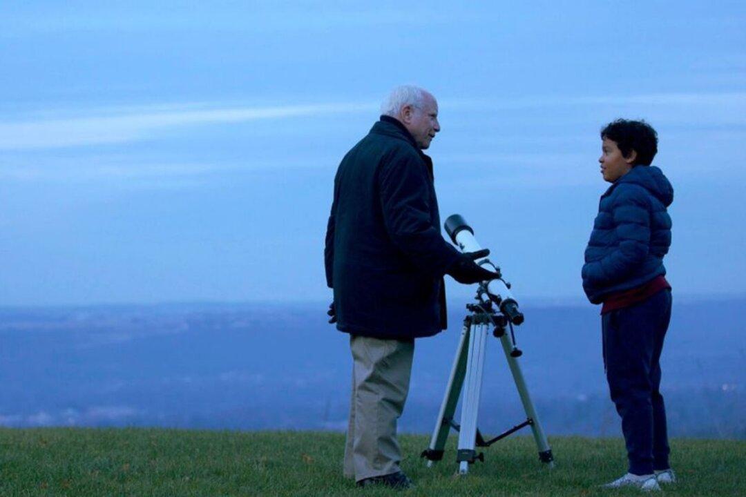 Film Review: ‘Astronaut’