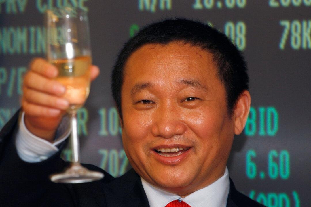 Chinese Billionaire Indicted in US for Alleged $1.8 Billion Aluminum Tariff Evasion