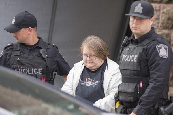 Elizabeth Wettlaufer, a nurse accused in the murder of 8 elderly patients in Southern Ontario leaves the courthouse in Woodstock, Ontario, Canada October 25, 2016.<br/>(Geoff Robins/AFP/Getty Images)
