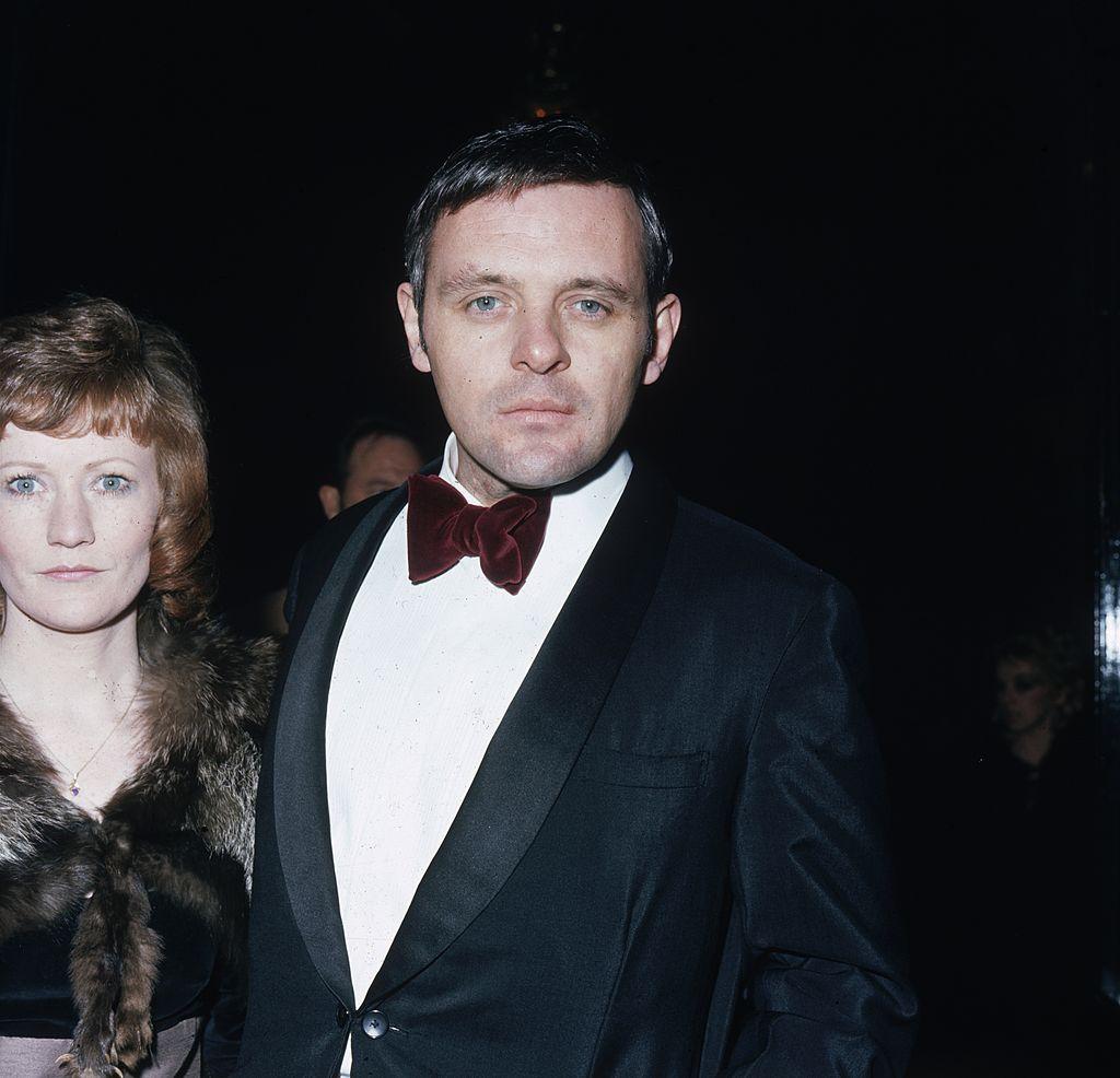 Anthony Hopkins and Jennifer Lynton attend the SF&TV (later the BAFTA) awards at the Royal Albert Hall in London, 1973 (©Getty Images | <a href="https://www.gettyimages.com.au/detail/news-photo/welsh-actor-anthony-hopkins-attends-the-sf-tv-awards-at-the-news-photo/3141068">Fox Photos</a>)