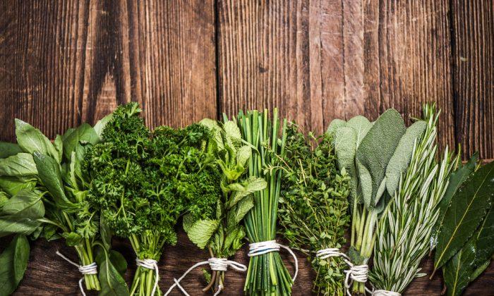 The types and quantities of herbs are just guidelines; use the herbs you like best, the herbs that are in your garden, the herbs you have hanging out in the fridge. (Shutterstock)