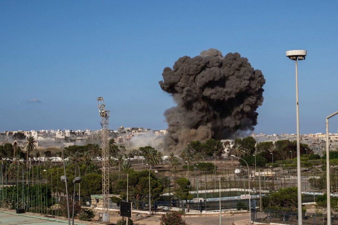 Air Strike on South Libyan Town Kills at Least 43: Official