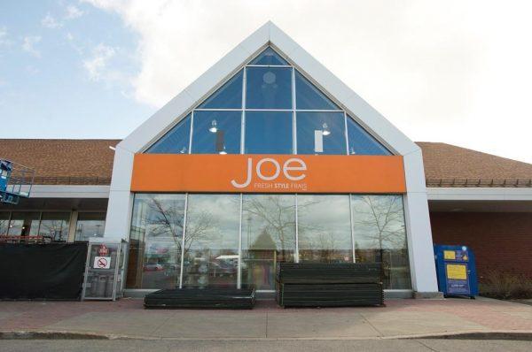 Loblaws grocery store and the Joe Fresh clothing store in Kingston, Ontario on May 2, 2013. (Lars Hagberg/The Canadian Press)
