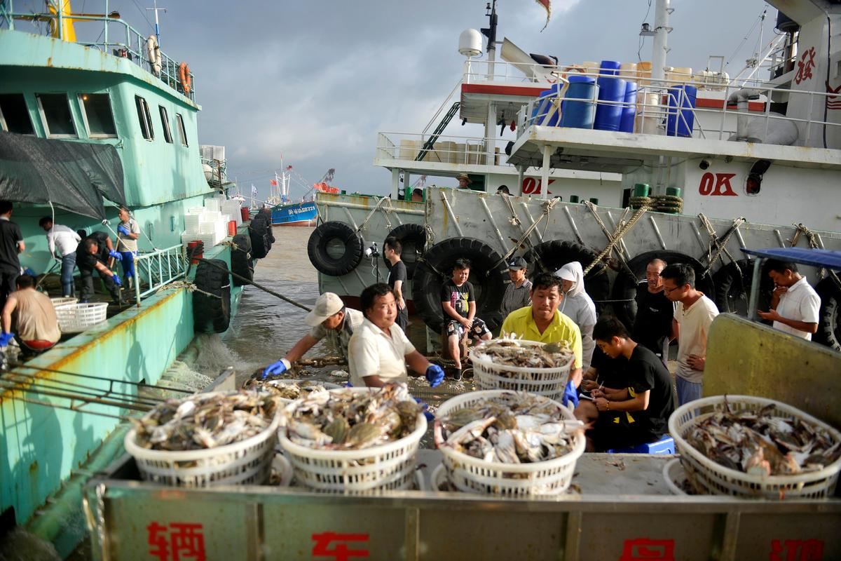 China Issues ‘Red Alert’ as Super Typhoon Approaches Mainland