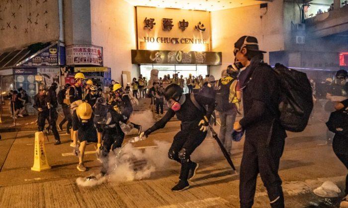In Hong Kong, Local Groups Condemn Another Round of Police Violence, Call for General Strikes