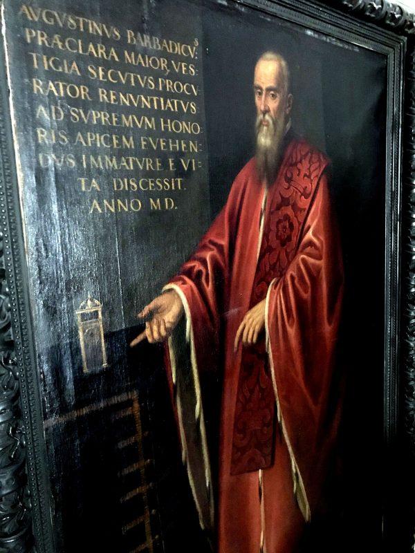 Painting of Doge Agostino Barbarigo. The Latin text on the top left notes the year 1500. (Joan Delaney/The Epoch Times)