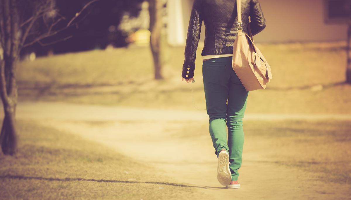 Dad Sets Trap for Teen Daughter’s Stalker, Hidden Cameras Capture Everything