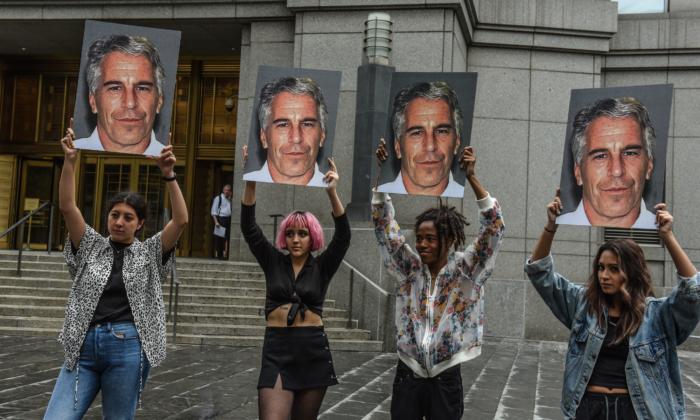 FBI Chain of Command Blocked Reopening of Epstein Case in 2011, Victim Claimed