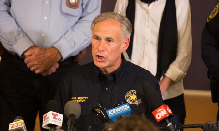 Texas Governor Orders Self-Quarantine for Anyone Traveling Into State From Louisiana