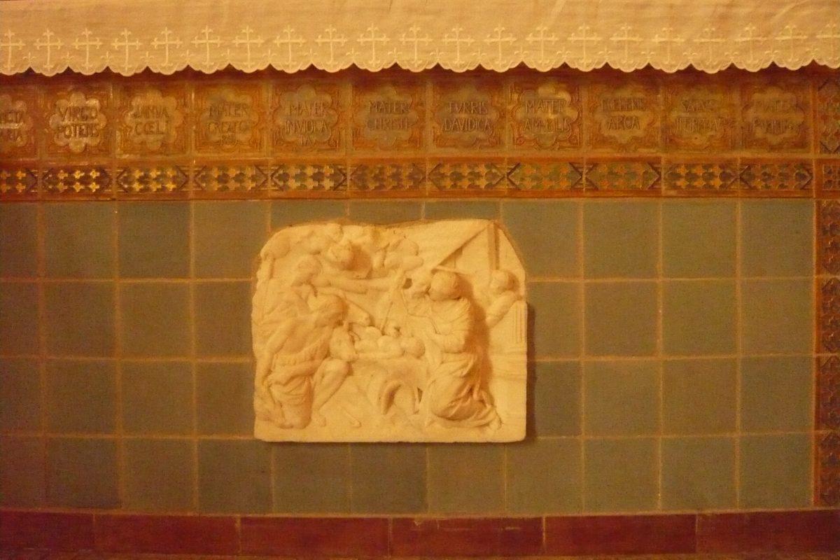 Italian marble relief of the Nativity of Christ in the Basilica of St. Lawrence. (CC BY-SA 3.0)