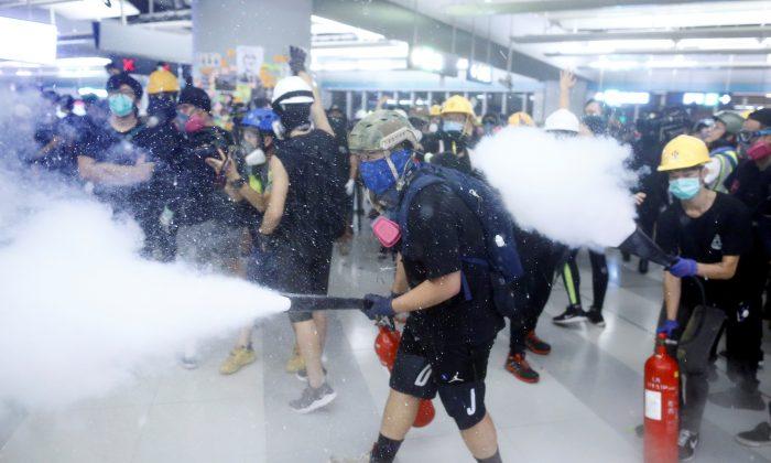 Hong Kong Protesters Rally Against Police, Angry at Lack of Prosecutions After Subway Mob Attack