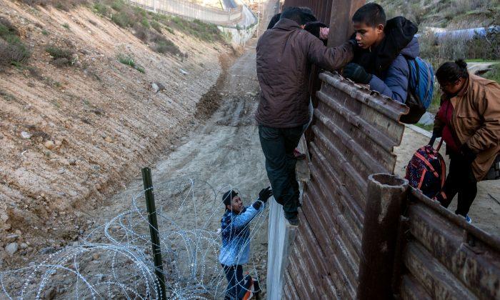Judge Strikes Down Law That Penalizes ‘Inducing’ Illegal Immigration