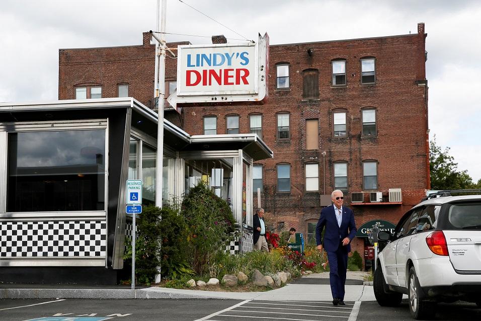Democratic 2020 U.S. presidential candidate and former Vice President Joe Biden leaves Lindy's Diner in Keene, New Hampshire, on Aug. 24, 2019. REUTERS/Elizabeth Frantz
