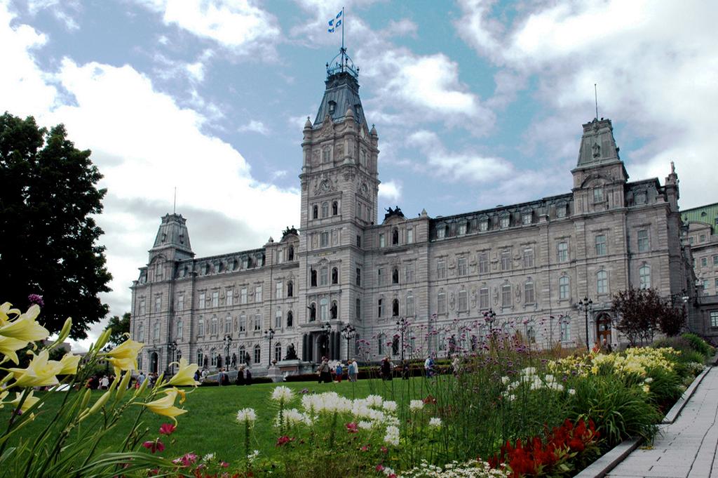 The Hôtel du Parlement in Quebec, seat of its National Assembly. Quebec's recently announced a funding plan to help tackle the province's labour shortage in the wake of the immigration reduction measures introduced by Premier Francois Legault. (Wikimedia Commons)