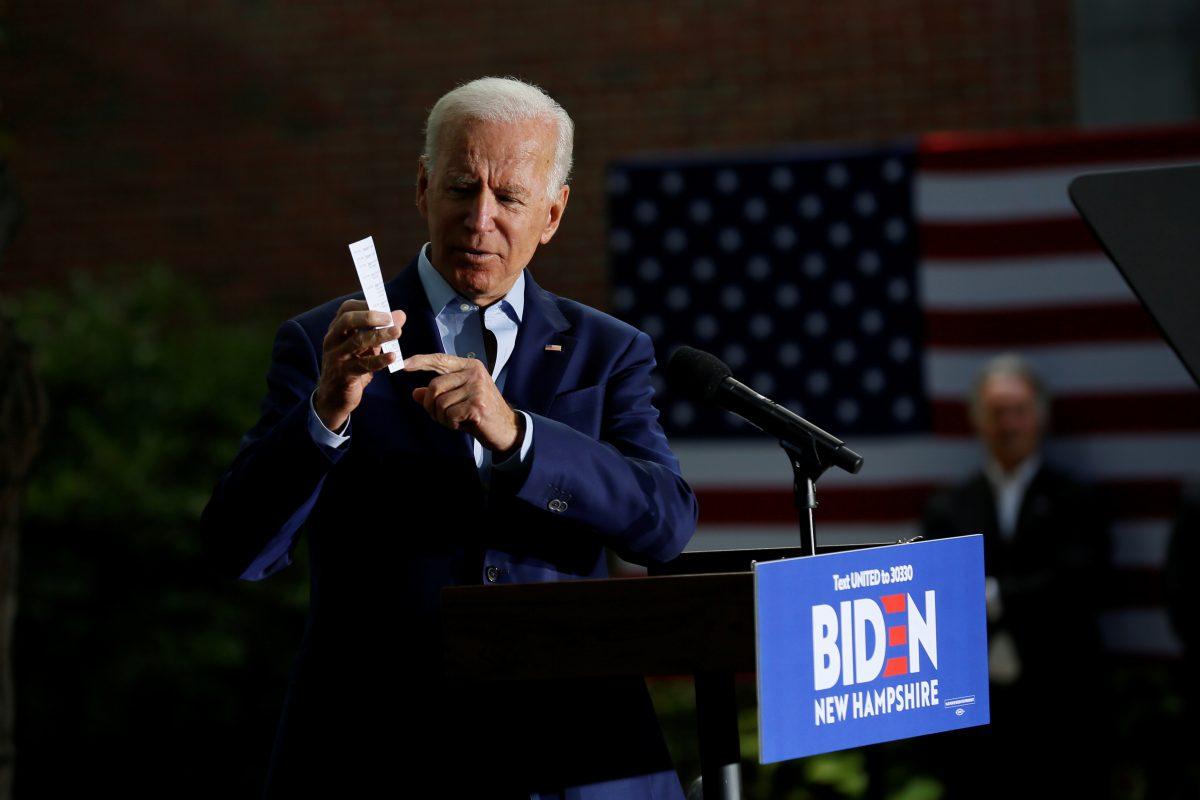 Democratic 2020 U.S. presidential candidate and former Vice President Joe Biden reacts during a campaign event at Keene State College in Keene, New Hampshire on Aug. 24, 2019. (Elizabeth Frantz/Reuters)