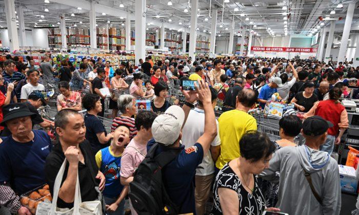 China’s First Costco Closed Early on Opening Day From Overcrowding, Raucous Behavior