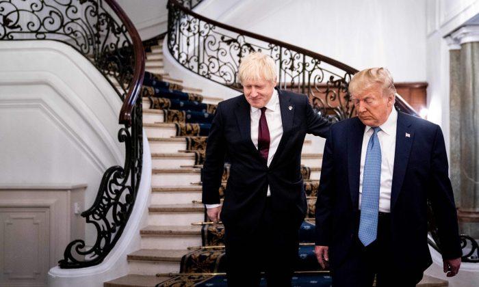 UK’s Johnson Gets Trump Backing as He Eyes Brexit Endgame