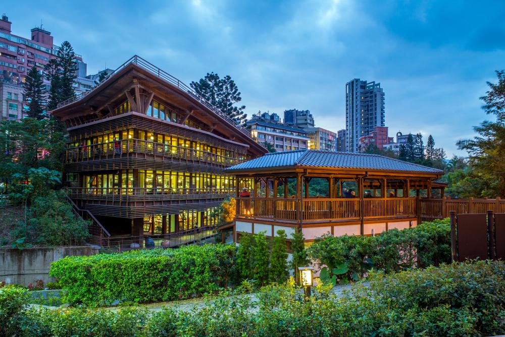 The Beitou Public Library. (Shutterstock)