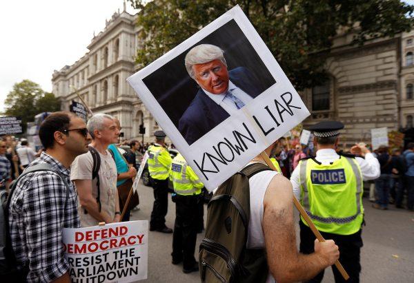 Anti-Brexit protestors demonstrate at Whitehall in London, Britain, on Aug. 31, 2019. (Peter Nicholls/Reuters)