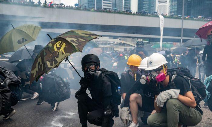 Chinese Regime Threatens More Action Against Hong Kong Protesters on Upcoming Full Moon