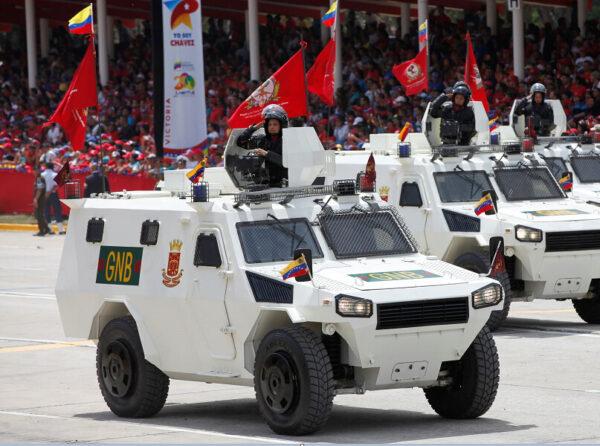 A China-made Norinco VN4 armoured personnel carrier in Caracas, Venezuela, on March 5, 2014.. (Cancillería del Ecuador/creativecommons.org/licenses/by-sa/2.0/deed.en)