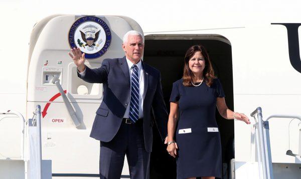 U.S. Vice President Mike Pence and his wife Karen arrive in Warsaw, Poland, for the ceremony to mark the 80th anniversary of the outbreak of World War II on Sept 1, 2019. (Kuba Atys/Agencja Gazeta via REUTERS)