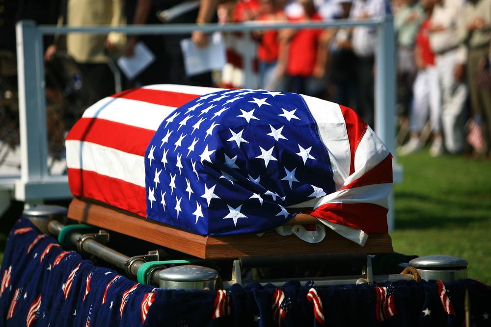 Illustration - Shutterstock | <a href="https://www.shutterstock.com/image-photo/military-funeral-106701479?src=VbJRW1XYkfRrtGACnHgTMQ-1-20">Randy Yarbrough</a>