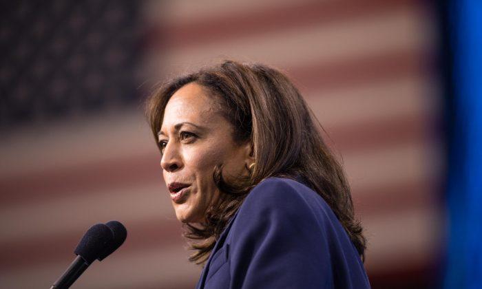 Kamala Harris Apologizes for Her Reaction to ‘Mentally Retarded’ Remark About Trump