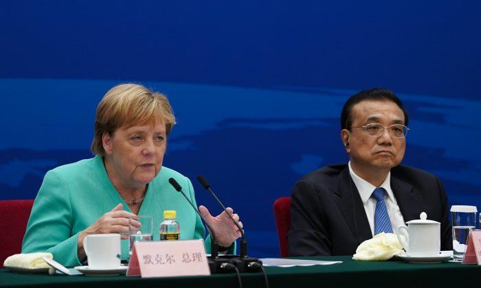 Merkel: Germany Must Engage in Human Rights Dialogue With China