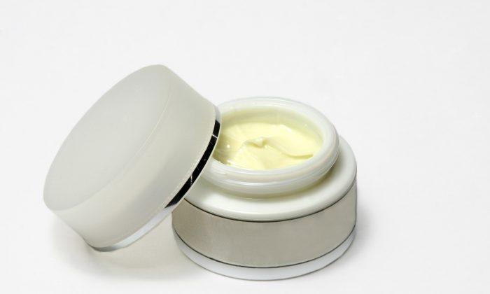 Face Cream From Mexico Tainted With Mercury Puts California Woman in Semi-Comatose State