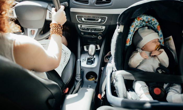 Mom Warns Parents When Her Newborn Stopped Breathing After 2-Hour Journey in Car Seat