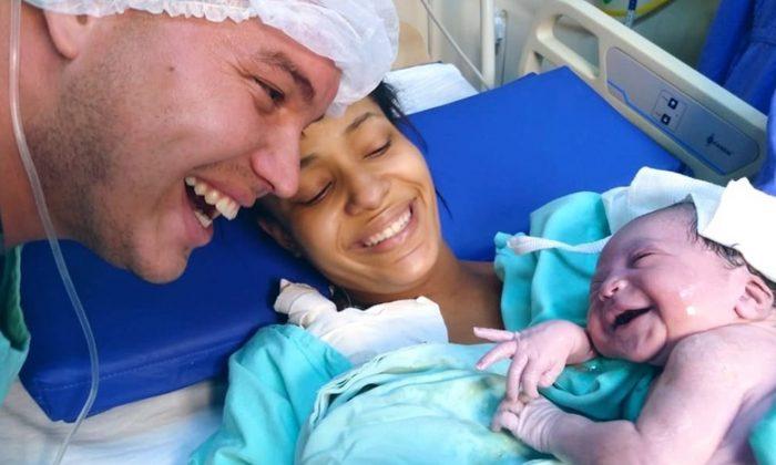 Newborn Baby Greets Dad With a Beaming Smile the Instant She Recognizes His Voice