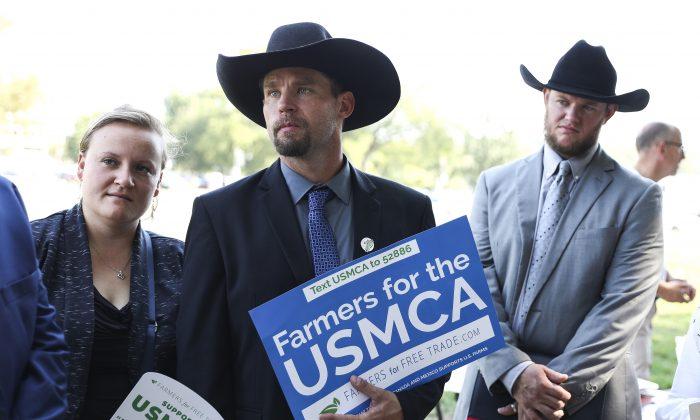 A Bipartisan House Group Rallies With Farmers for USMCA