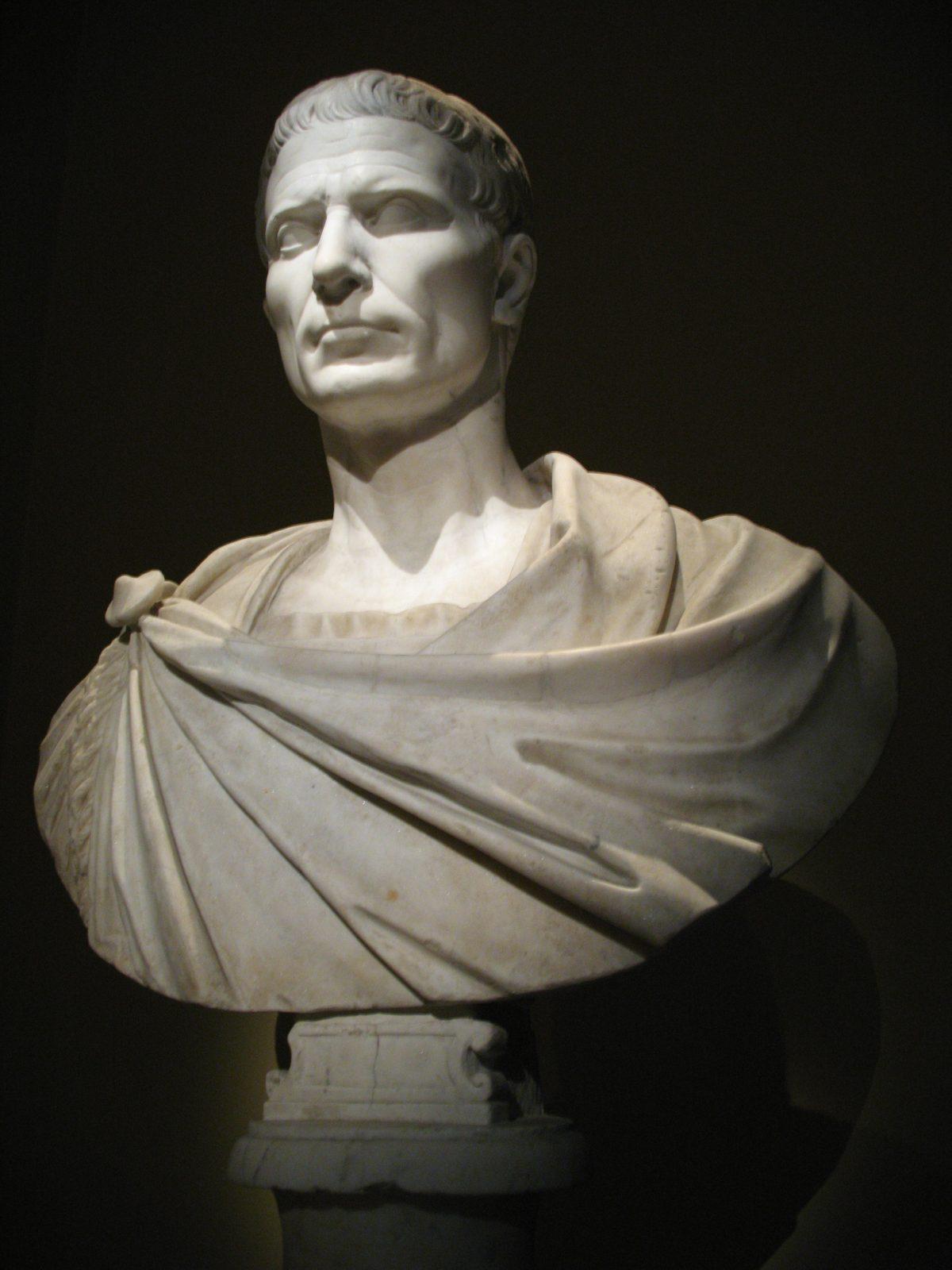 Julius Caesar, marble, 1st century AD, Museum of Art History, Vienna. (Andrew Bossi/CC BY-SA 2.5)