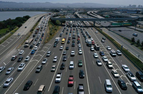 Traffic backs up at the San Francisco-Oakland Bay Bridge toll plaza along Interstate 80 in Oakland, California, on July 25, 2019. (Justin Sullivan/Getty Images)