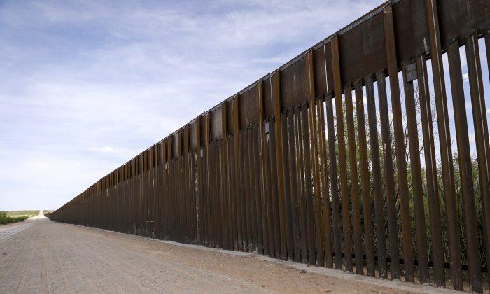 Interior Department Transfers 560 Acres of Public Land for Border Wall Construction