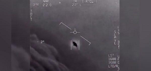 A UFO captured in declassified military footage. (Department of Defense/Screenshot via The Epoch Times)