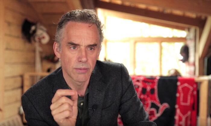 Jordan Peterson Warmly Received in Ottawa, No Protesters to Be Seen