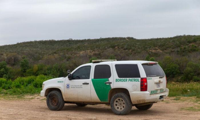 Border Agents Find 53 Illegal Immigrants Hidden Inside 105-Degree Tractor-Trailer