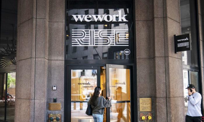 WeWork Withdraws IPO After Tumultuous Month Marked by CEO’s Exit