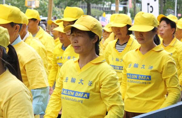 Falun Gong practitioners protest the persecution inside China at United Nations Plaza on Sept. 24, 2019. (Eva Fu/The Epoch Times)