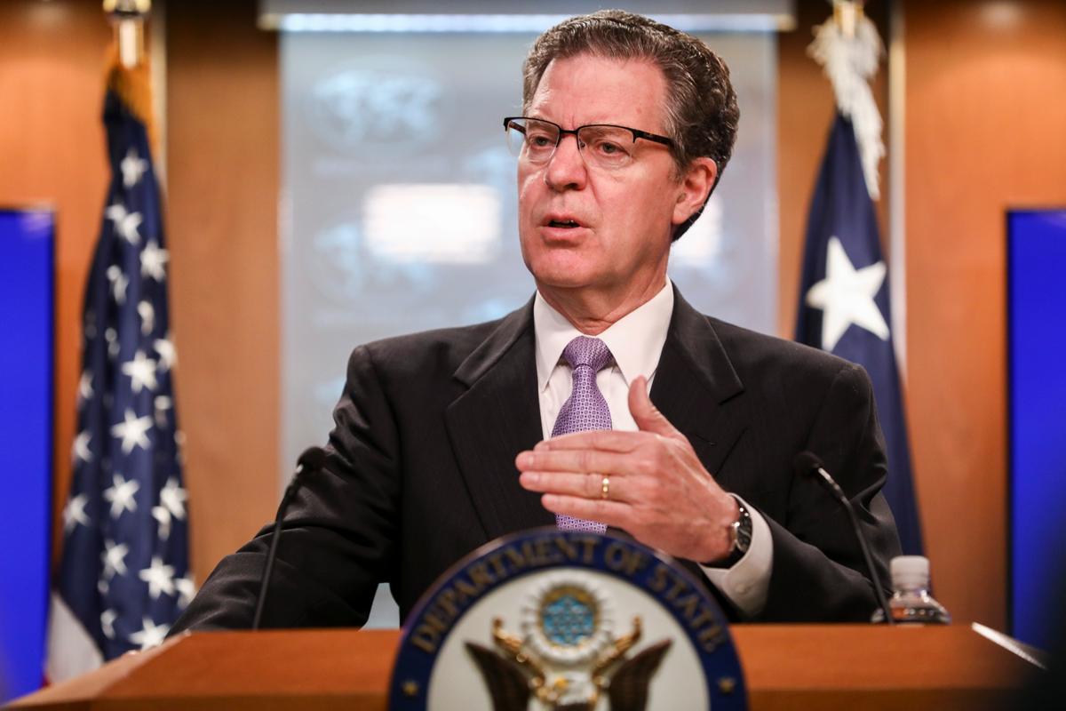 Chinese Regime Is 'Leading the World in Persecution' of Faith Groups: US Ambassador Sam Brownback