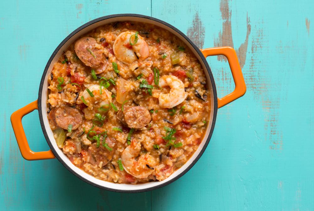 You’ll want your dish to look good, taste good, and arrive safely—unlike Mom's jambalaya. (Shutterstock)