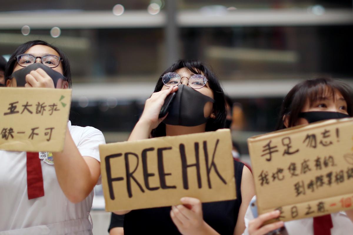Students gather for protests in Lok Fu, Hong Kong, China on Sept. 23, 2019. (Jorge Silva/Reuters)